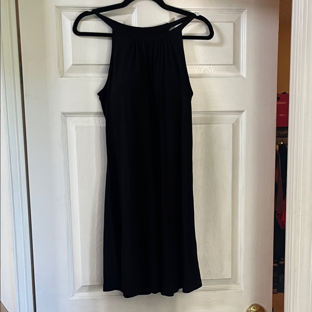 Elegant Black Sleeveless Dress